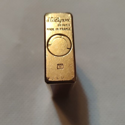 S.T.Dupont lighter like new, gold and red, refillable gas