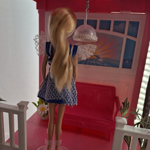 Barbie doll like new