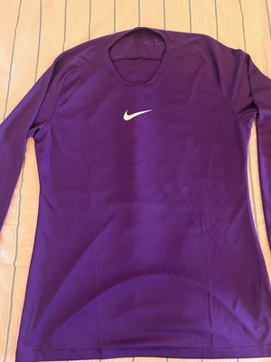 Nike thermal shirt like new, purple, size L