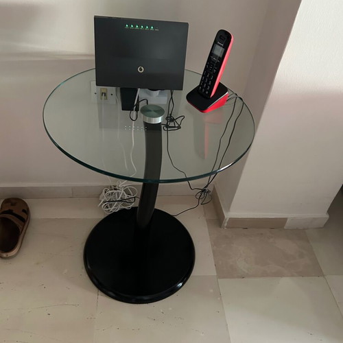 Side coffee table like new
