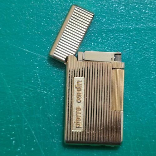 Pierre Cardin vintage slim lighter, gold plated metal