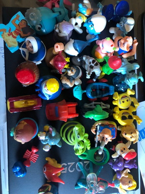 Kinder toys used, various, old