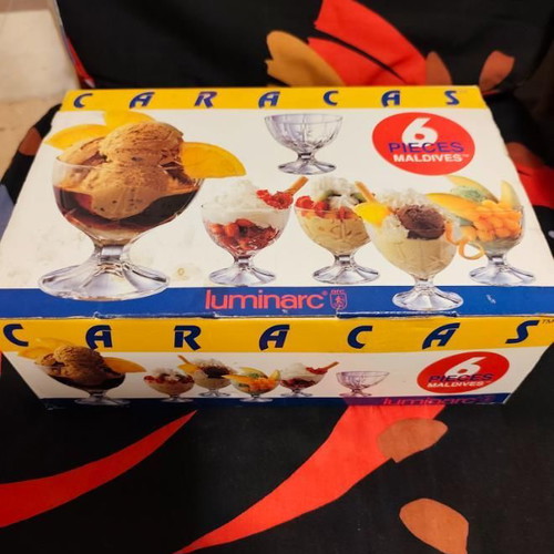 Luminarc Caracas set of 6 glass ice cream cups like new
