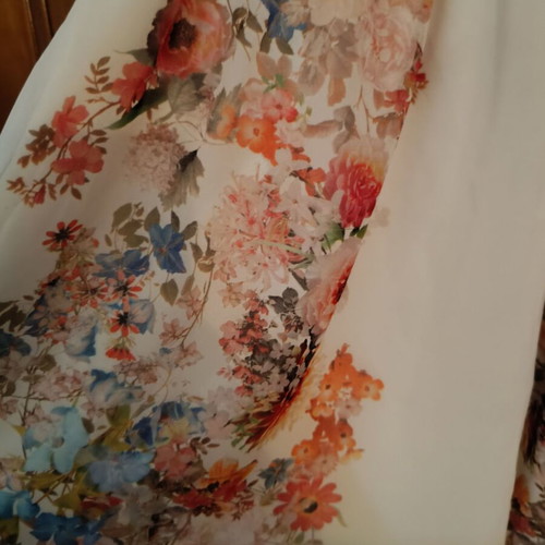 Floral dress white with flowers used, size S