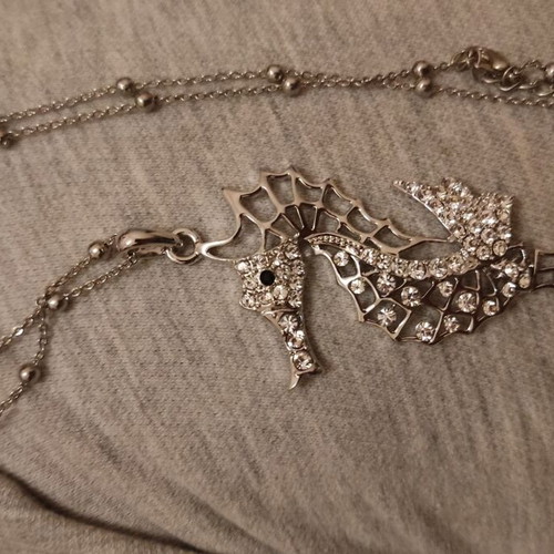 Seahorse necklace new silver