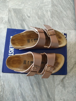 Birkenstock γυναικεία σανδάλια ροζ χρυσό σαν καινούργιο, νούμερο 39