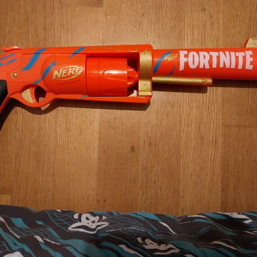 Toy guns used, in very good condition