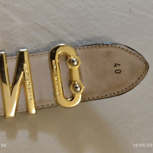 Moschino Redwall leather navy belt like new, size S 75