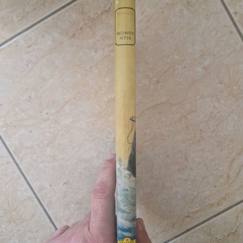 Moby Dick book like new by Herman Melville, Aster editions 1980