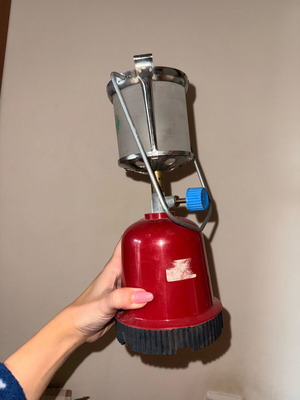 Camping stove like new in excellent working condition