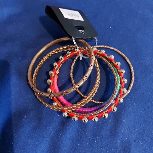 Fullah Sugah multicolor bracelet set new