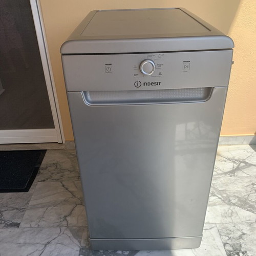Indesit dishwasher 45cm