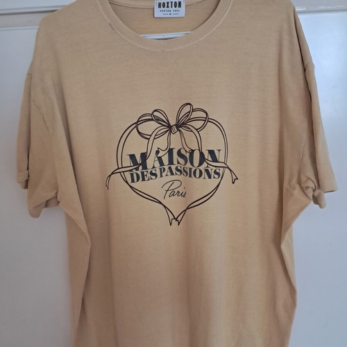 Hoxton Yellow Cotton T-shirt Large Xlarge like new with French print