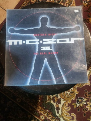 Vinyl M.C. Sar & The Real McCoy used, electronic