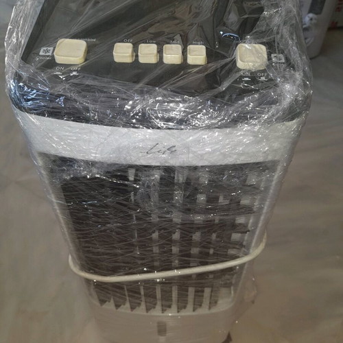 Air-cooler with ice packs like new