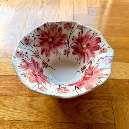 Ceramic bowl with pink floral design, 15 cm