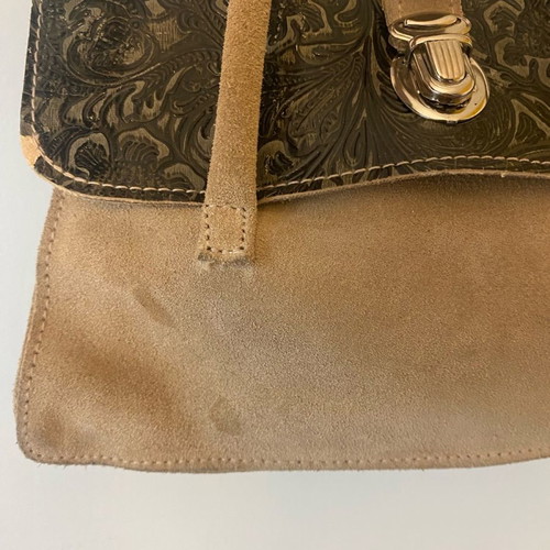 Leather handbag in the condition shown