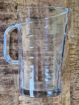 Glass pitcher like new