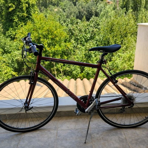 KHS Vitamin A city bike like new, disc brakes, 700c wheels