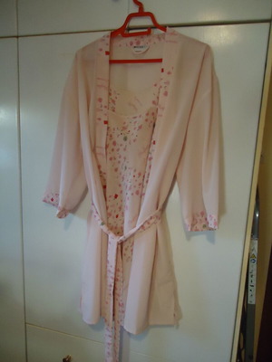 Rococo pink nightwear set with flowers, size small, like new