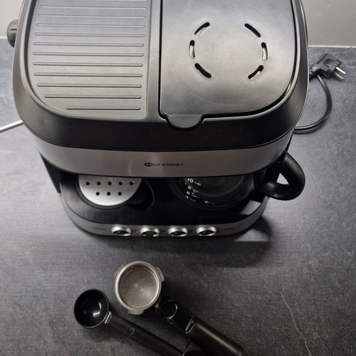 Rohnson 3-in-1 Coffee Maker 15bar Pressure 1850W used