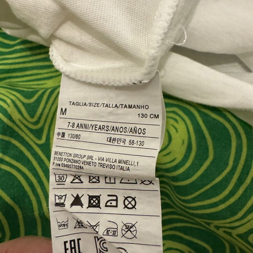 Benetton girls' t-shirt 130cm white like new for 3-4 years