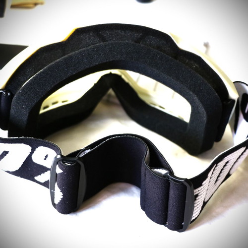 100% Strata 2 goggles with clear lens for motocross helmet new
