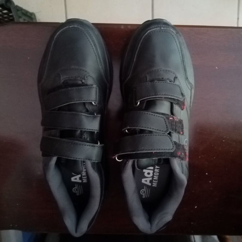 Admiral Memory Foam Athletic Shoes Size 41, Black