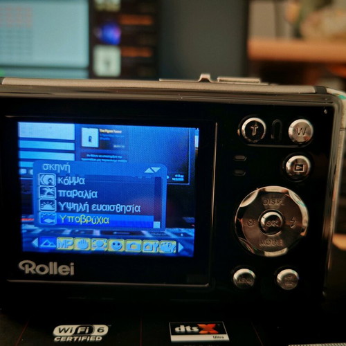 Rollei Sportsline 80 waterproof digital camera used with case and memory card
