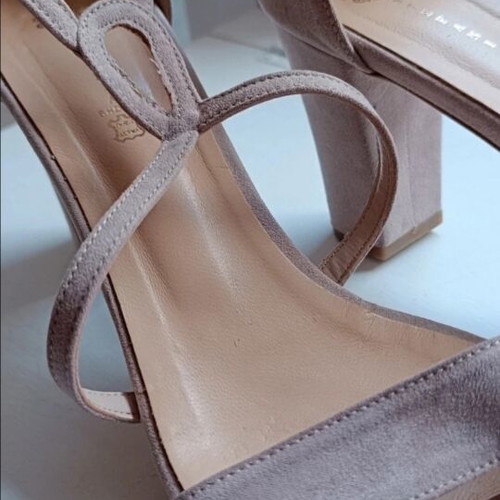Stefania Heeled Sandals like new, size 41