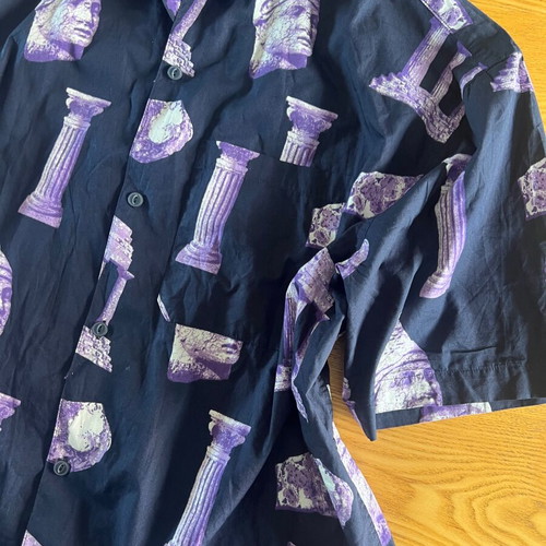 H&M Shirt XXL with perfect print like new, blue and purple