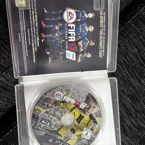 FIFA 17 PS3 game