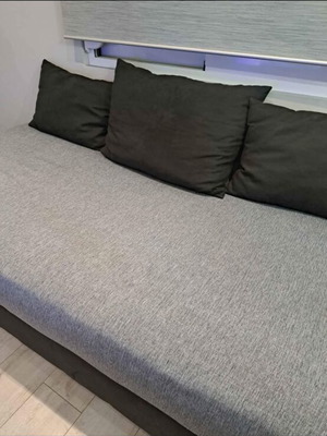 Καναπές κρεβάτι μεταχειρισμένος με άνετο στρώμα 100x200 και αφαιρούμενα καλύμματα