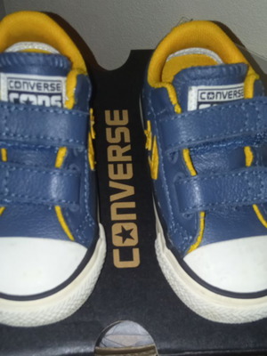 Kids sneakers like new