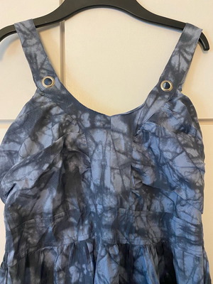 Dress size medium