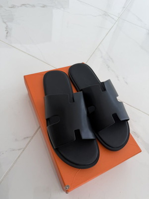 Hermes slippers like new, size 43, black