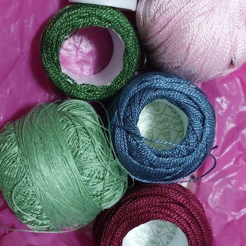 Threads used in various colors