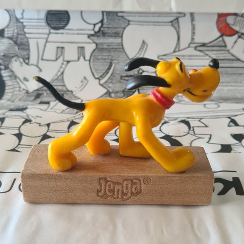 Pluto figure used vintage Disney 80s Hong Kong