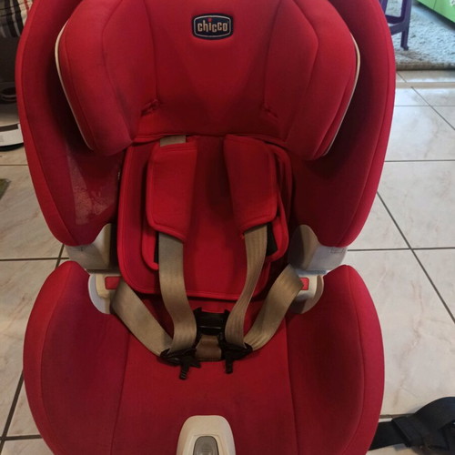 Chicco Md54025 car seat used with isofix