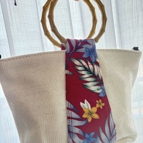 Summer bag new with horn handles and shoulder strap beige