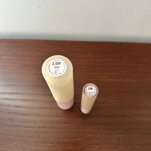 Kylie Cosmetics Power Plush Longwear Foundation & Concealer new