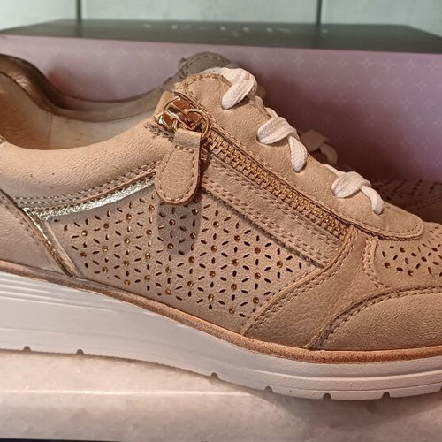 Anatomical leather sneakers size 37 beige gold like new