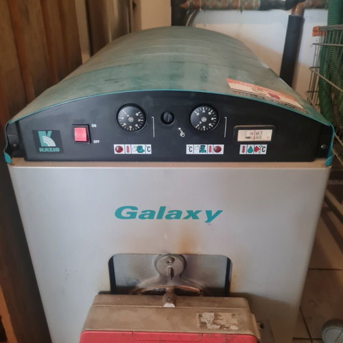 KRZYS Galaxy oil boiler with Bentone burner used
