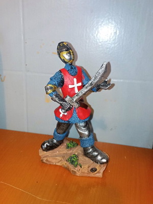 Knight figure statue new