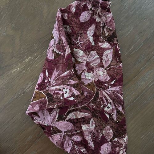 Children's Floral Salvari Pants like new, size 98 cm, purple