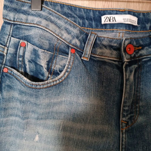 Zara Z1975 ripped jeans like new, blue mid waist size M