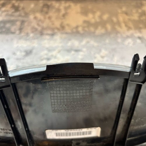 Mercedes W204 C-Class 2007–2011 pre facelift dashboard like new