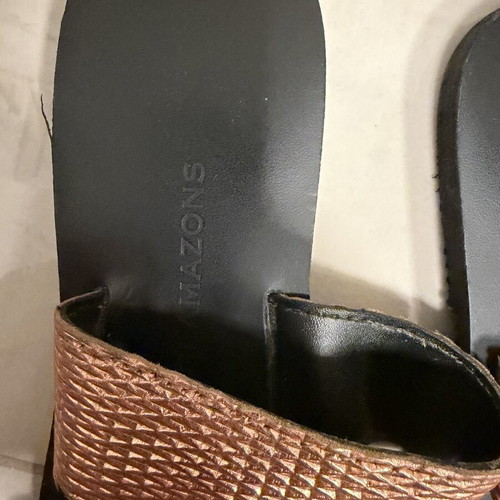 Glamazons leather sandals, black and gold, size 37