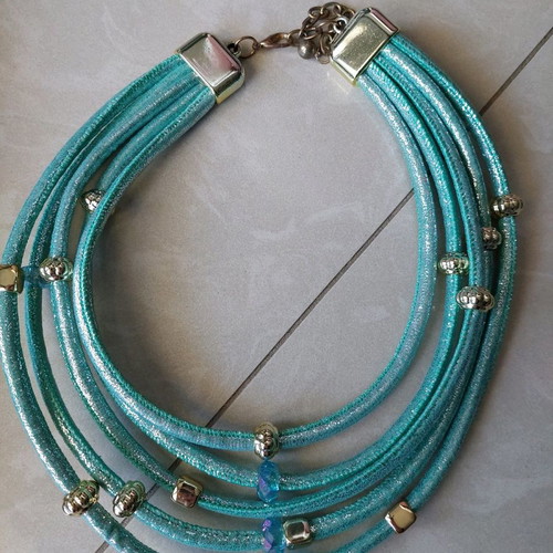 Necklaces set of 5 used in various colors for summer