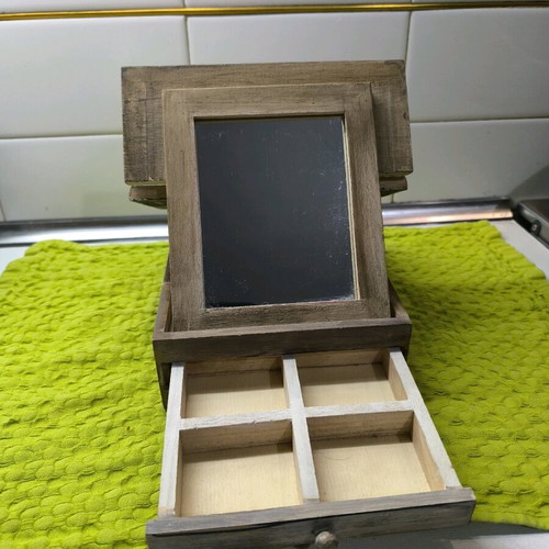 Handmade jewelry box like new, beige
